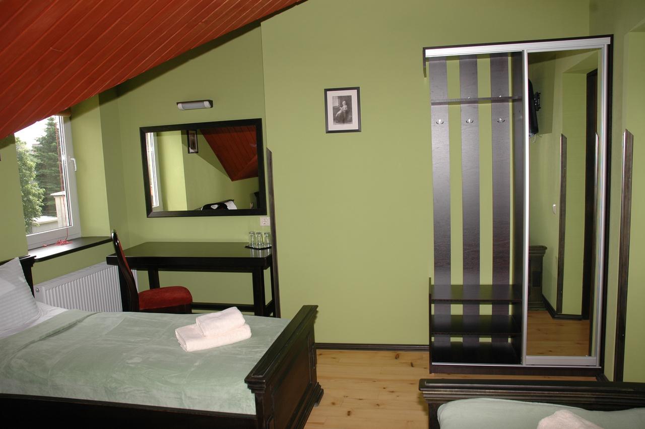 Guest House ลวีฟ ภายนอก รูปภาพ