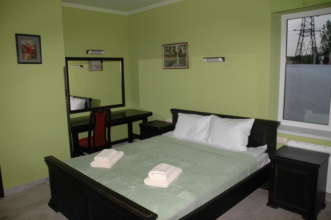 Guest House ลวีฟ ภายนอก รูปภาพ