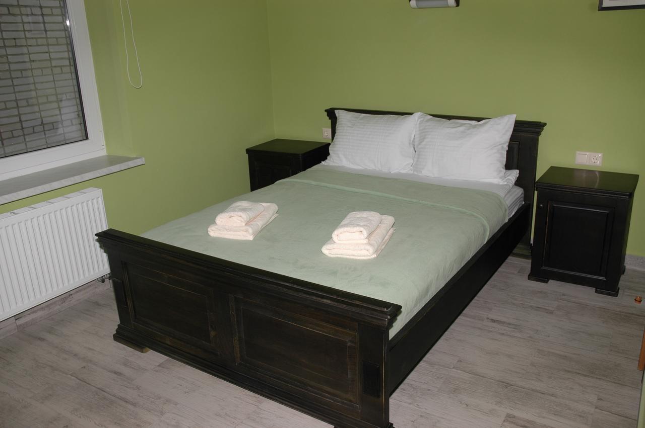 Guest House ลวีฟ ภายนอก รูปภาพ