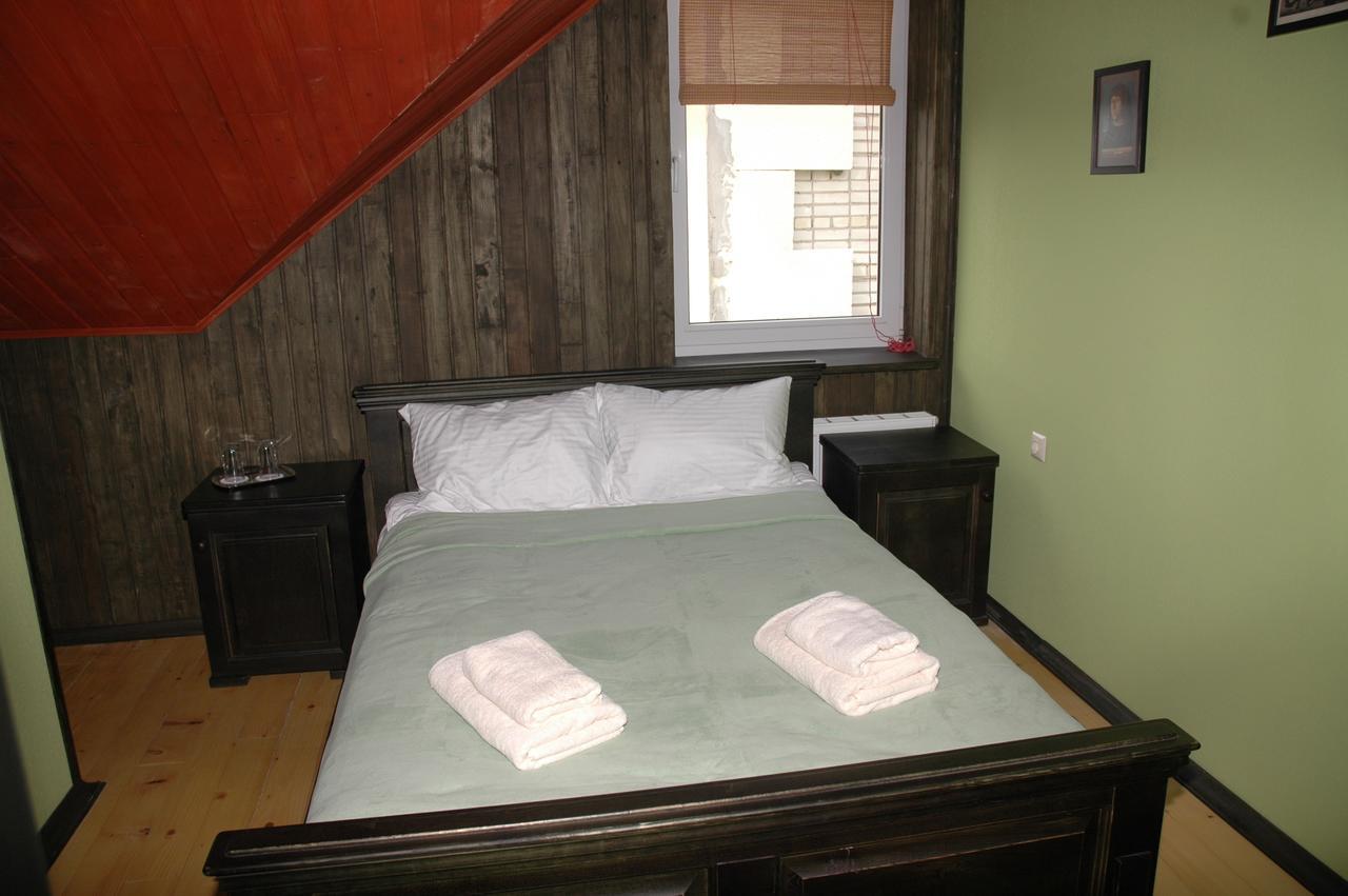 Guest House ลวีฟ ภายนอก รูปภาพ