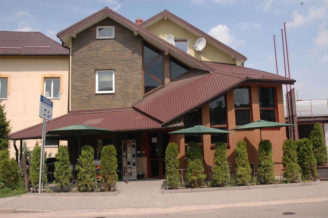 Guest House ลวีฟ ภายนอก รูปภาพ
